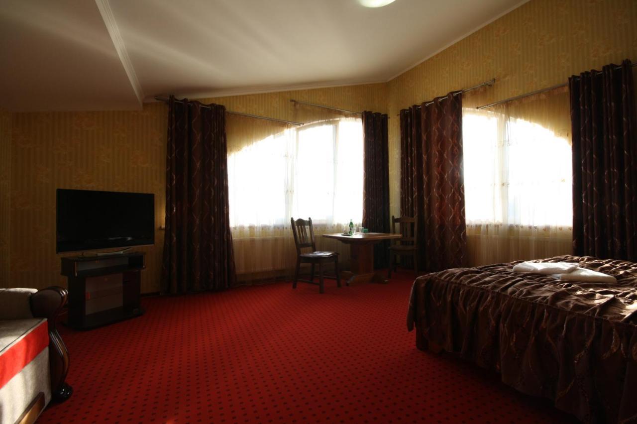 Chagari Hotel Lypnyky Extérieur photo