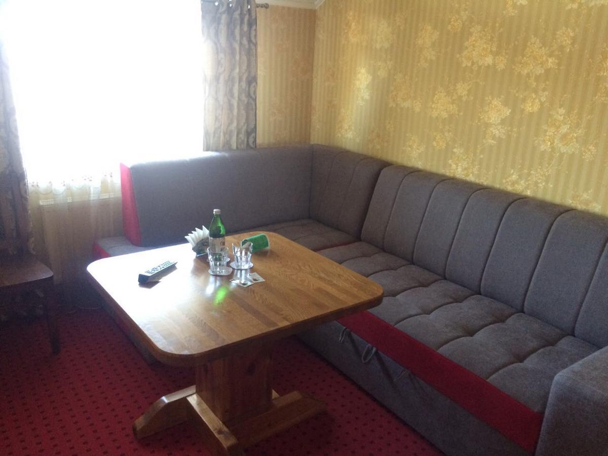Chagari Hotel Lypnyky Extérieur photo